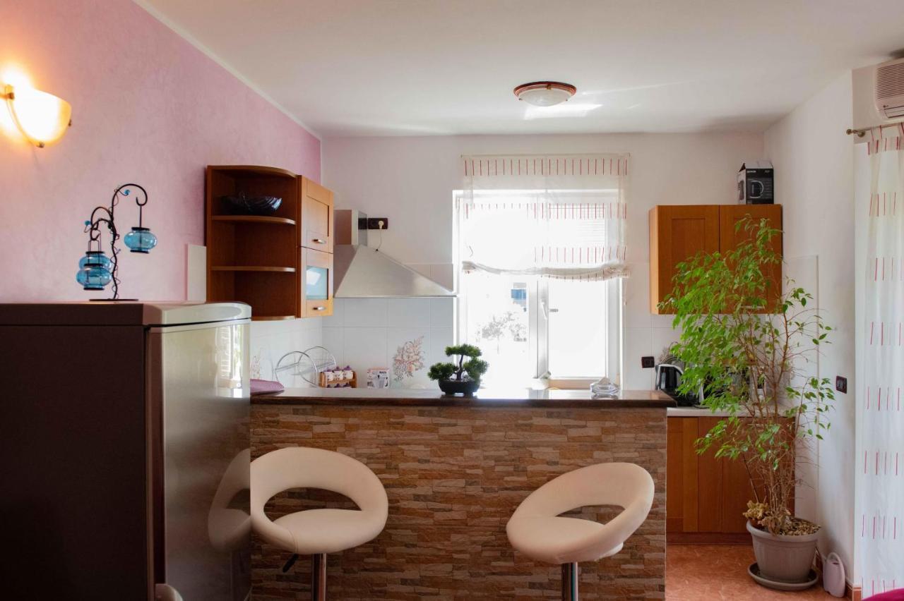 Apartment Kata โรวีน ภายนอก รูปภาพ